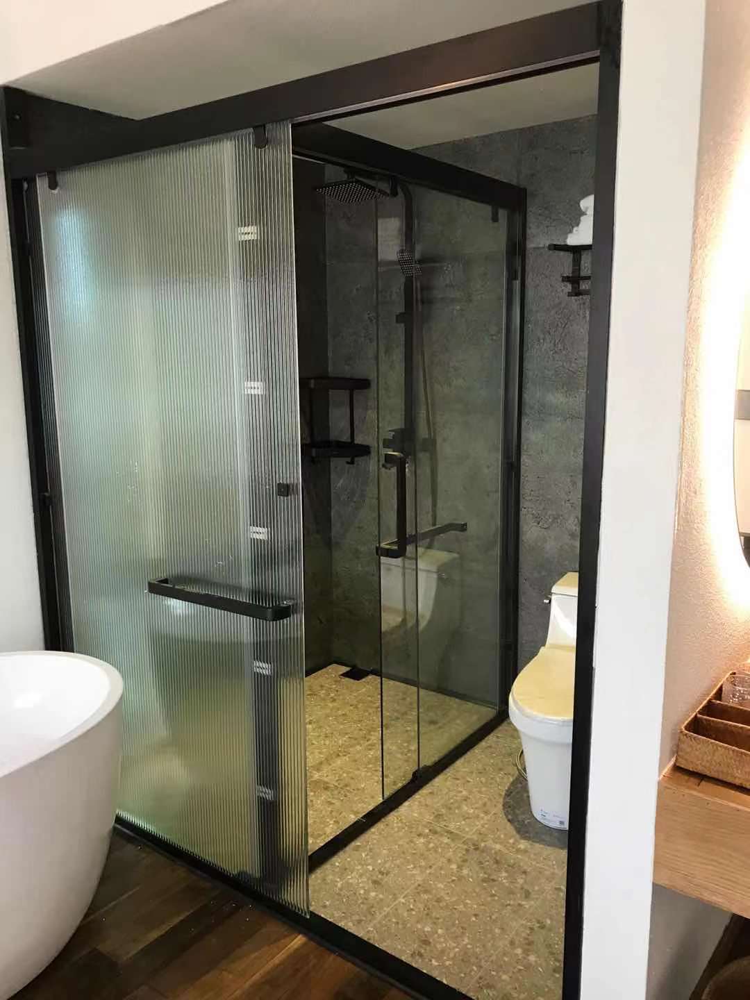 <a target='_blank' href=''><strong>移动房屋箱</strong></a>